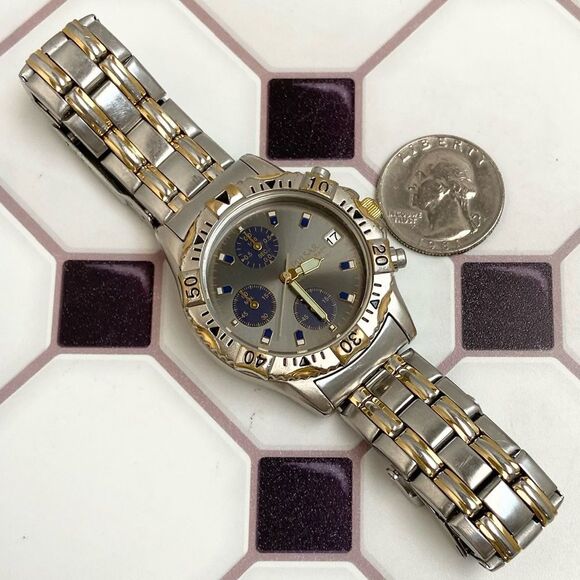 Vintage Pulsar by Seiko Two-Tone Three-Eye Men’s Unisex Chronograph Watch - Picture 10 of 17